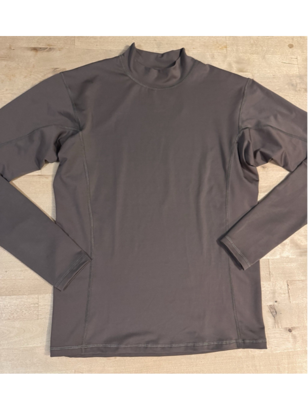 Patagonia Women’s Brown Base layer Mock Neck Performance Top Large
